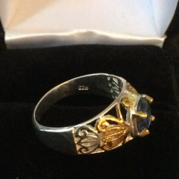 Enchanting Genuine Sapphire Ring